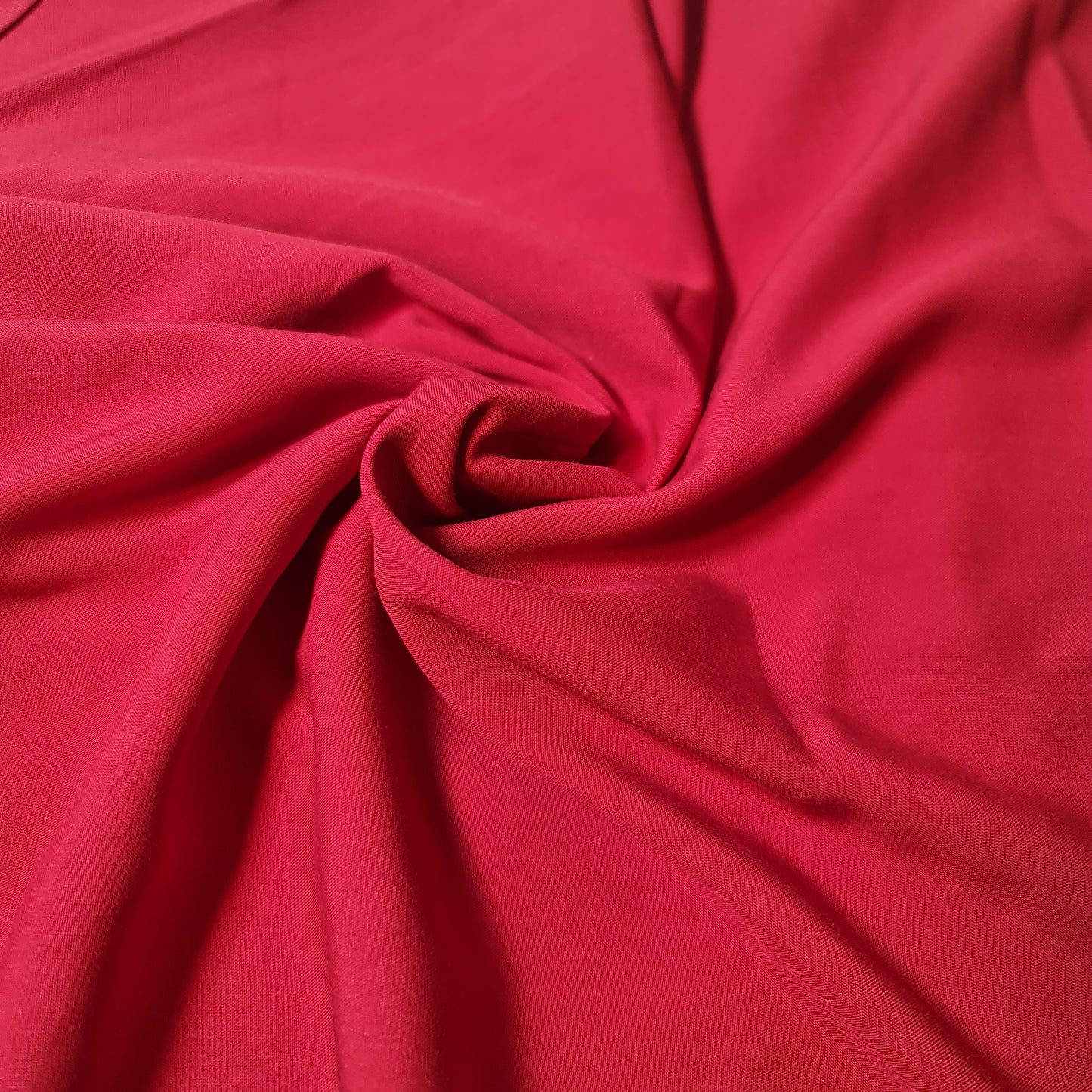 RED PLAIN VISCOSE CHALLIS FABRIC SOFT NON STRETCH DRESS CRAFT MATERIAL 58" BY METER