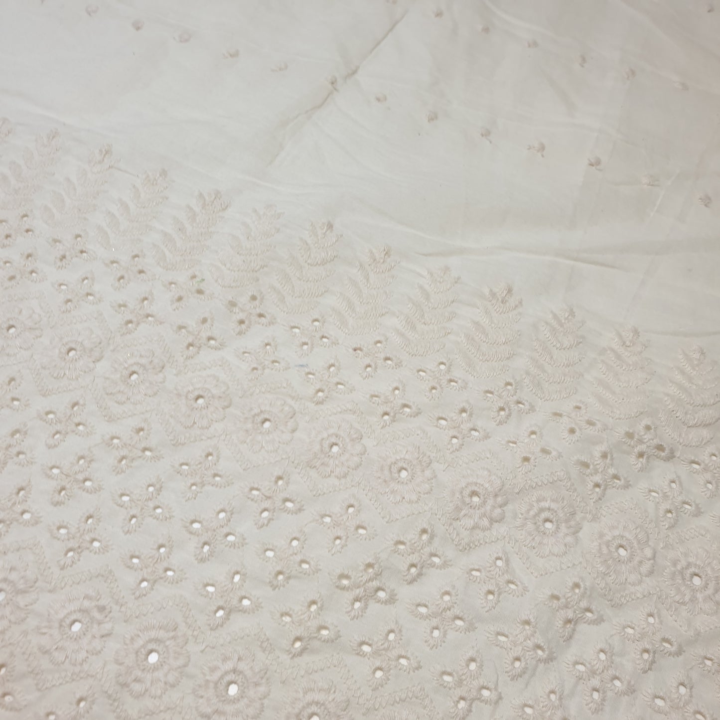 Ivory 100% Cotton Voile Floral Embroidery Fabric Broderie Anglaise Dress Craft Material 44" By the Meter