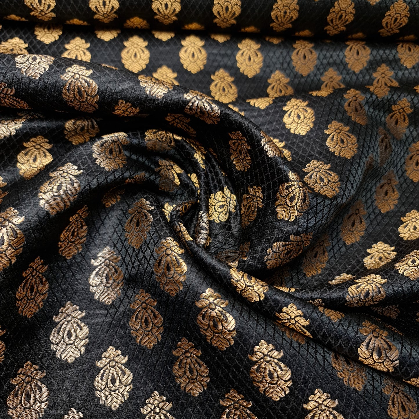 Ornamentaler Paisley Gold Metallic Druck Indischer Banarasi Brokat Stoff Meterware