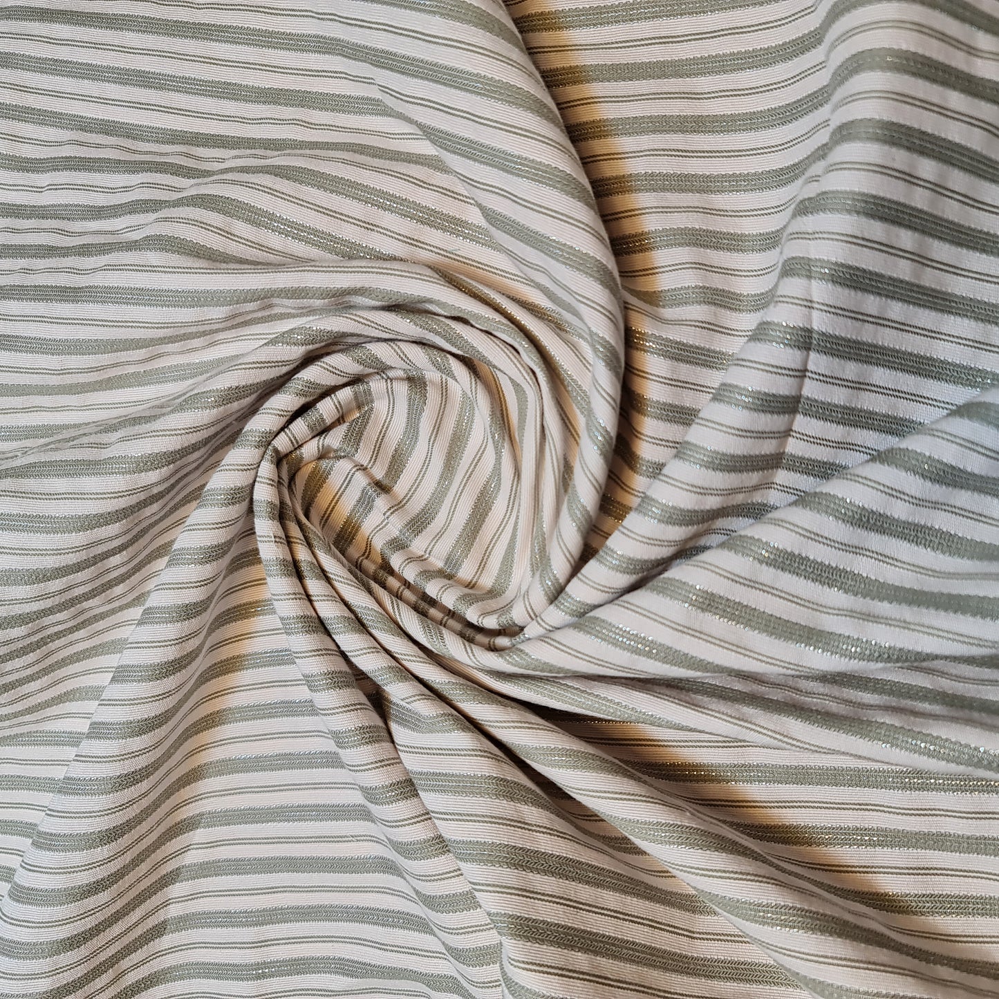 Cord, 100 % Baumwolle, gestreifter Jacquard, nicht dehnbar, für Bastelarbeiten, Kleider, Polsterung, 147,3 cm (beige Basis)