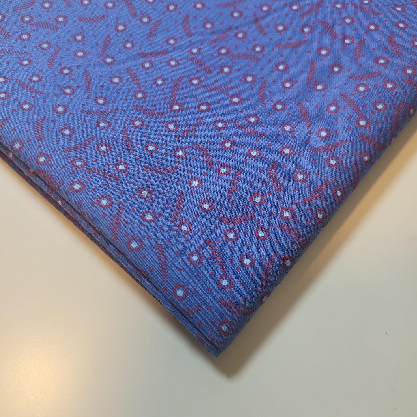 Blue Floral 100% Cotton Vintage Material Novelty Floral Dress Craft Quilting Fabric 44" By The Meter