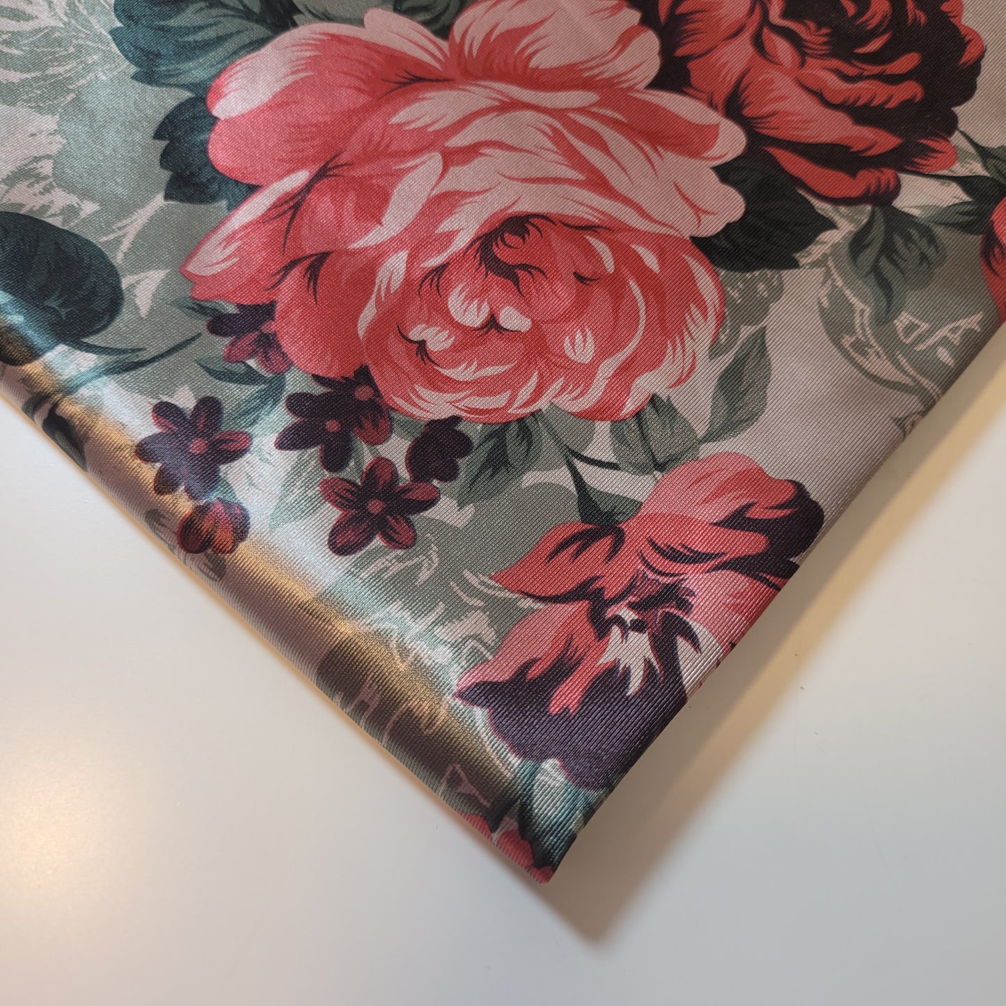 Floral Print Stretch Jersey Fabric – Vintage Rose Pattern – Soft Knit – 60" Wide (Sold by the Meter)