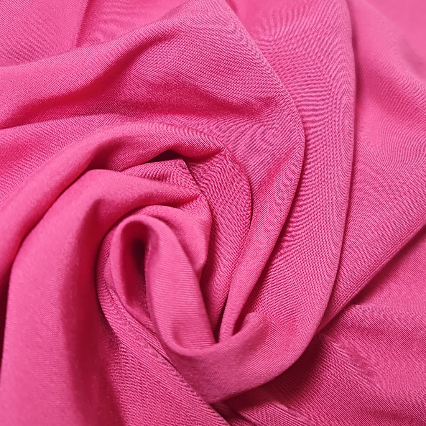 CORAL PLAIN VISCOSE CHALLIS FABRIC SOFT NON STRETCH DRESS CRAFT MATERIAL 58" BY METER
