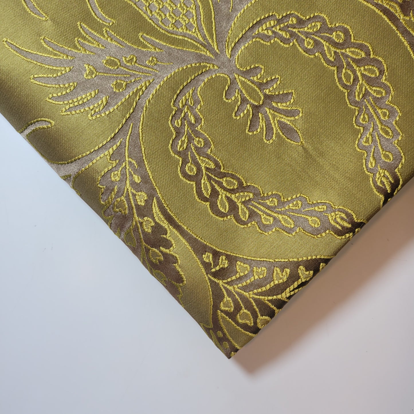 * Clearance * Geometric Stripes & Tartan Chenille Tapestry-Inspired Medium to Heavyweight Curtain & Upholstery Fabrics – 58" Wide", Sold by the Meter (Brown Damask)