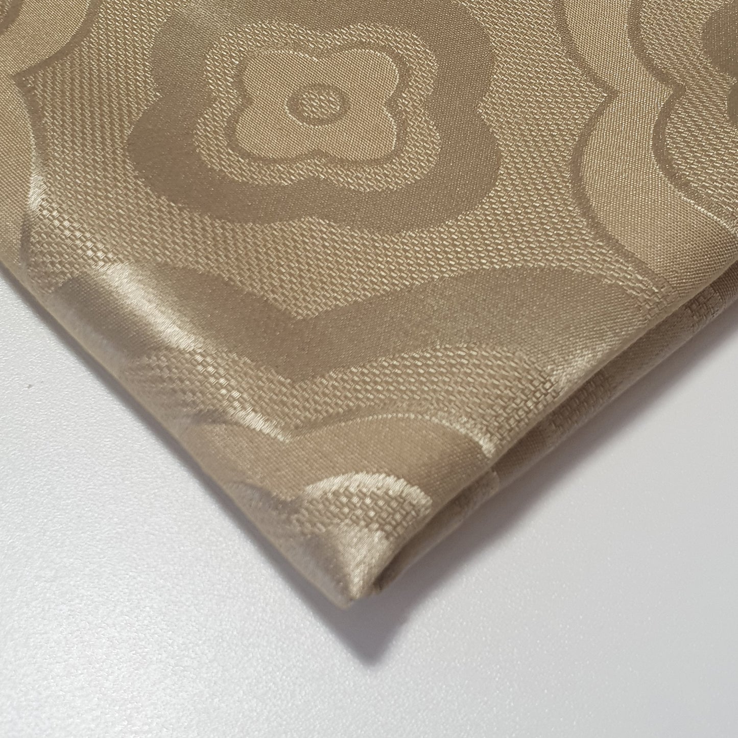 Luxuriöser Satin-Jacquard-Polsterstoff mit Blumenmuster – 58" für Vorhänge und Schneiderei (Gold Floral)