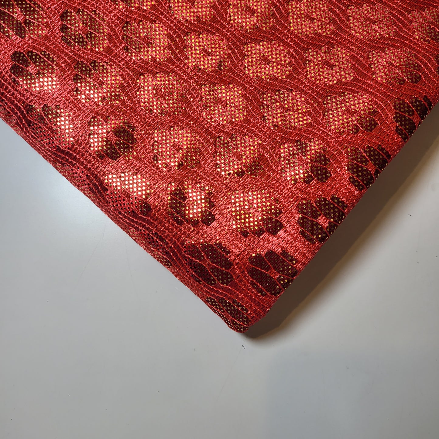 Roter Spitzenstoff, Satin, gebunden, Designer-Kleid, Bastelmaterial, 147,3 cm, Meterware