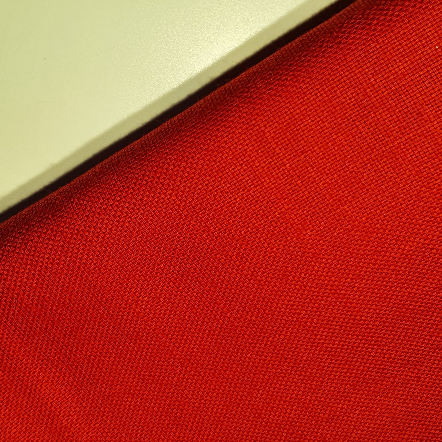 Roter, schlichter 100 % Baumwoll-Leinenstoff, Bastel-, Kleider-, Quiltmaterial, 147,3 cm, Meterware