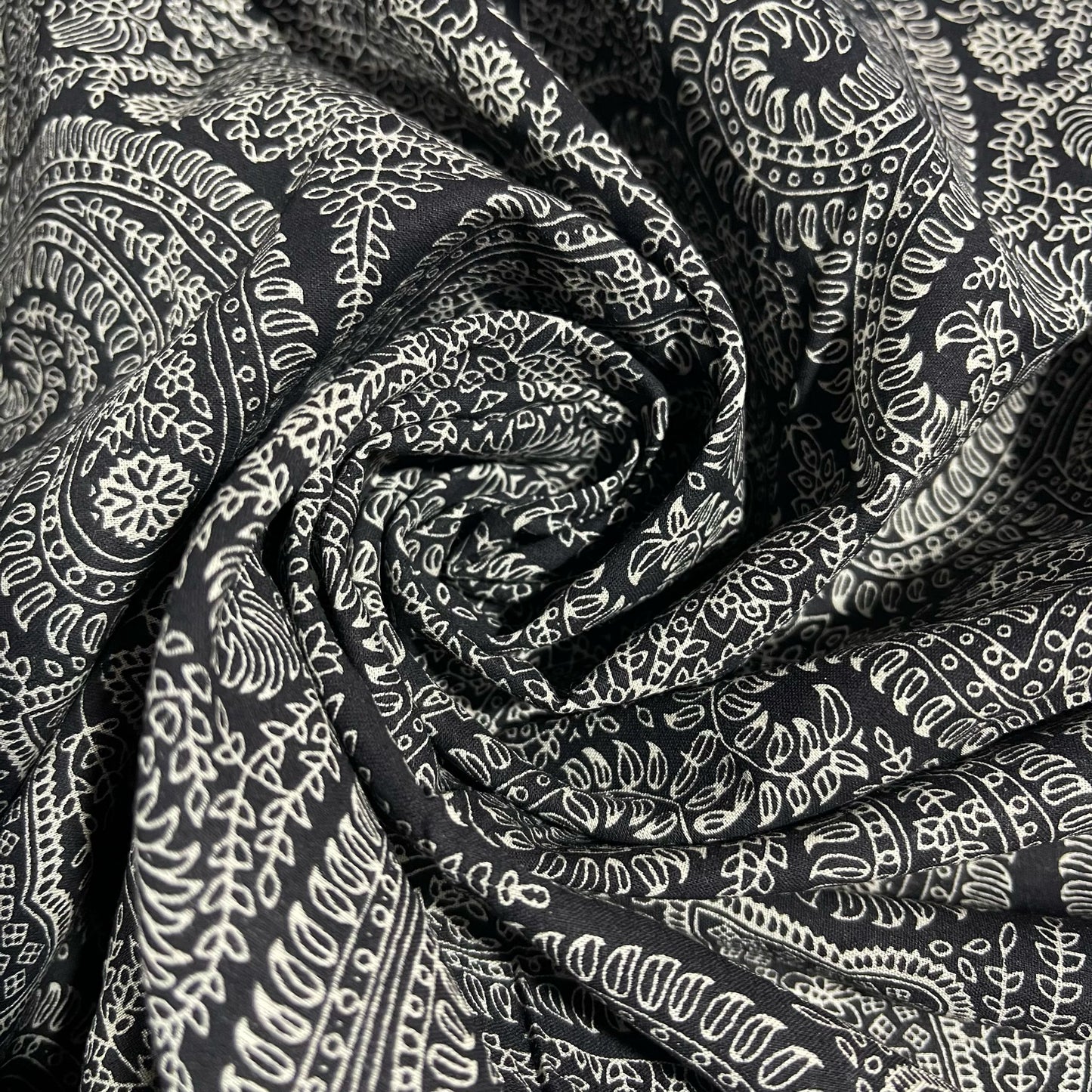 Black Floral Paisley Cotton Voile Fabric 58" Wide Dress Costume Craft Material by the Meter (Copy)