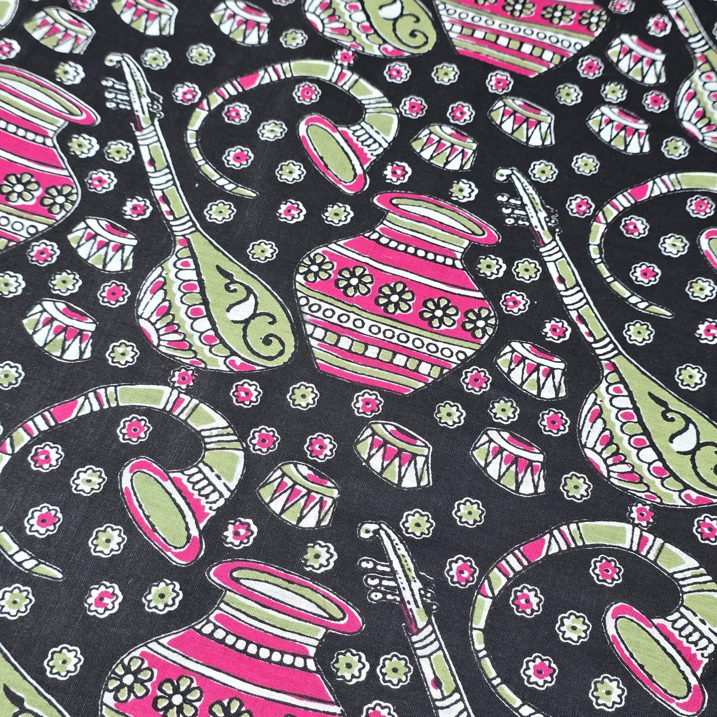 Olive Roses 100 % Baumwolle Batist Stoff Handwerk Quilten Patchwork Material pro Meter 44"