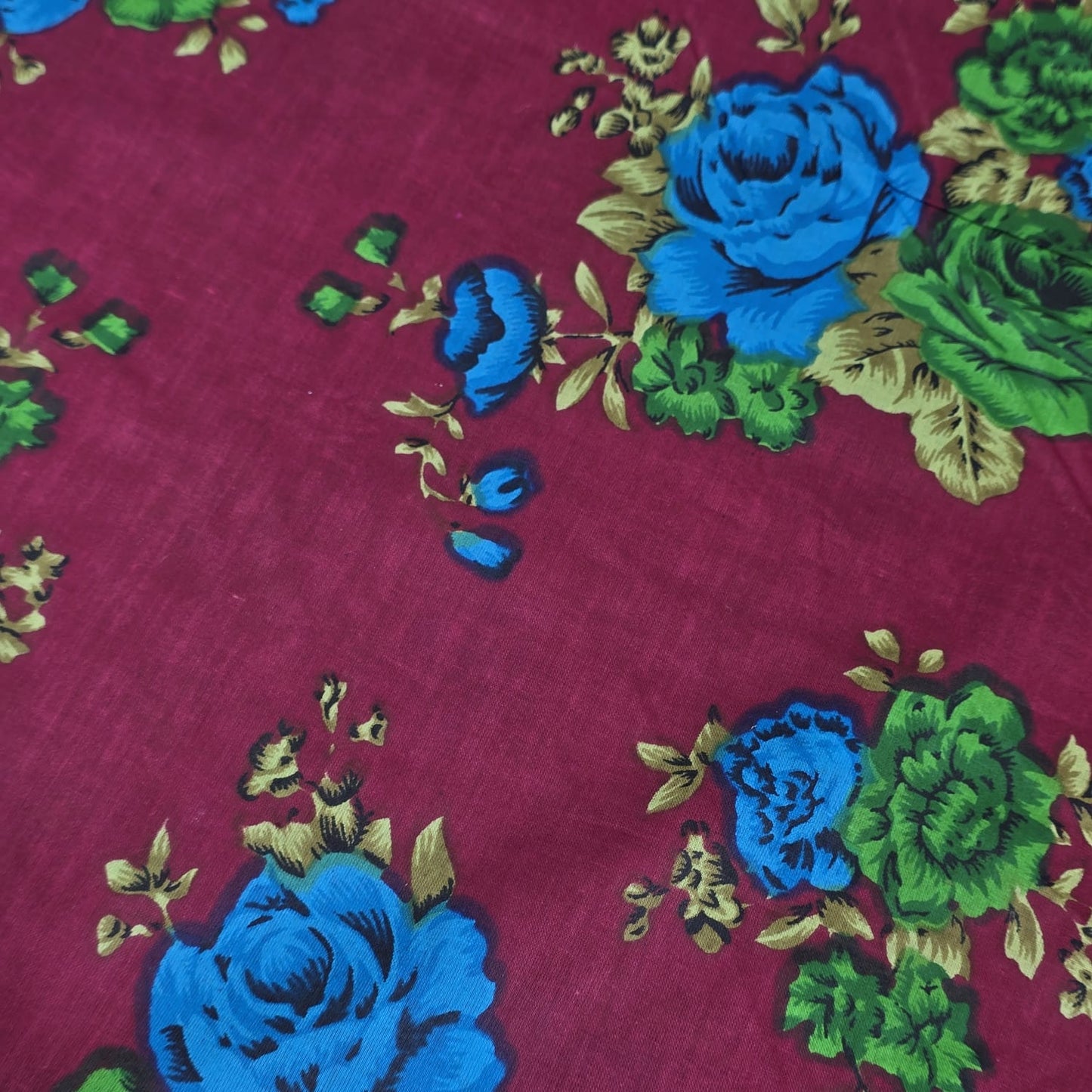 Red Floral 100% Cotton Lawn Fabric Craft Quilting Patchwork Material By Meter 44"