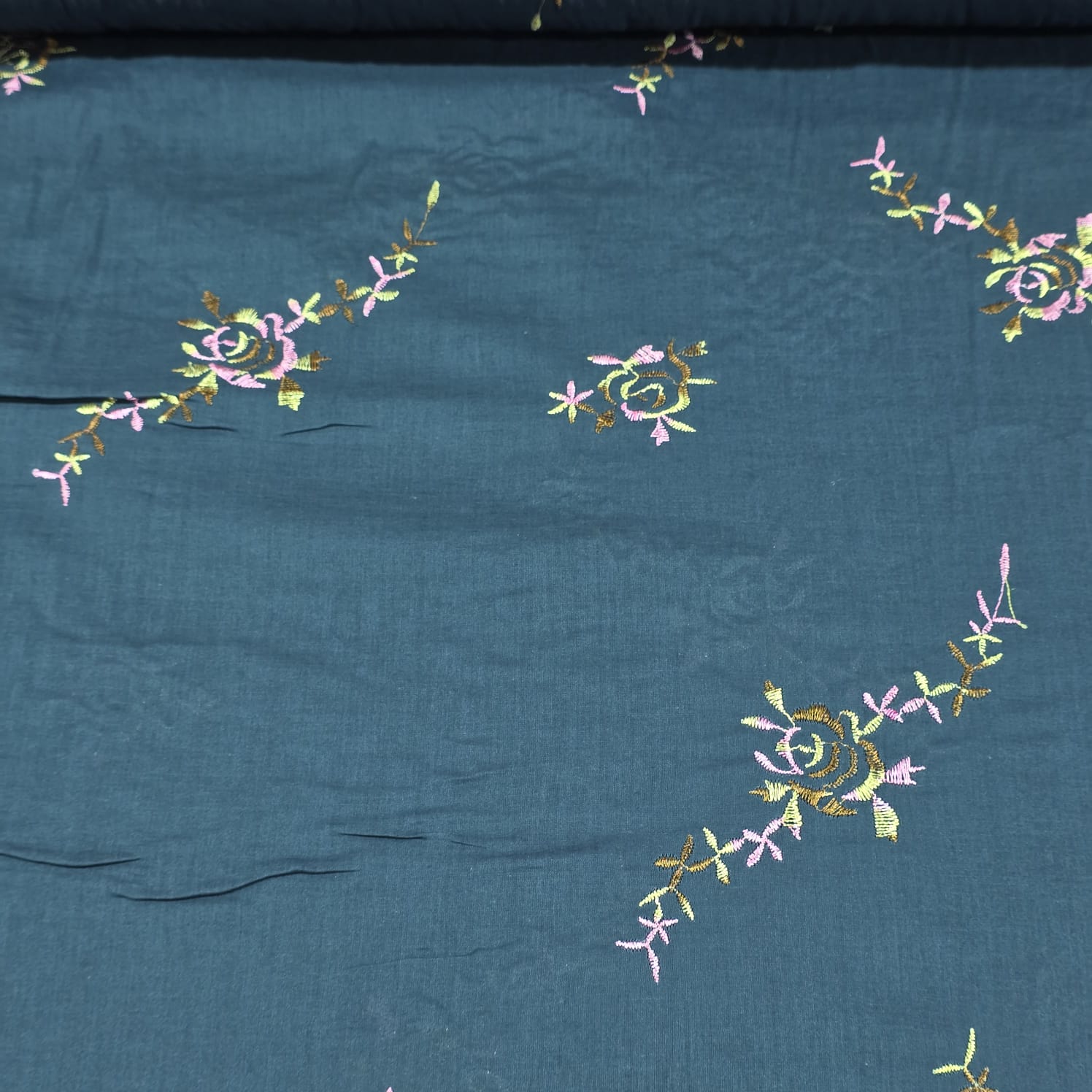 luxury dress fabrics uk How to Choose Luxury Wedding Dresses: Styles, Fabrics, and Babyonlinedress UK