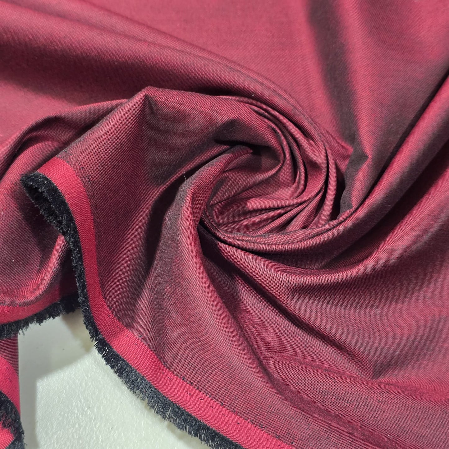 Burgundy 100% Cotton Chambray Fabric 58" Wide – Dressmaking, Shirts & Crafts by the Metre