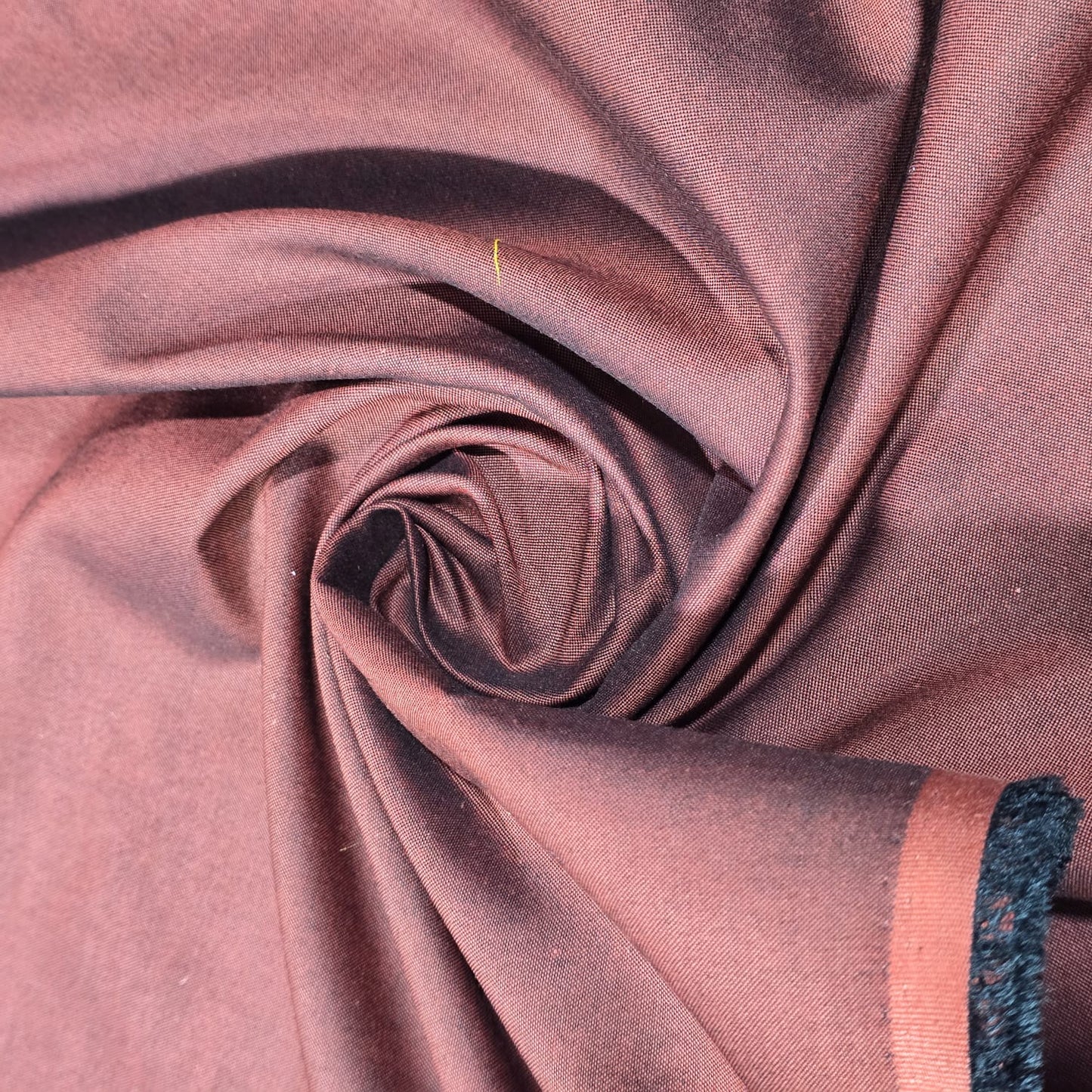 Brown 100% Cotton Chambray Fabric 58" Wide – Lightweight Dressmaking & Craft Fabric by the Metre