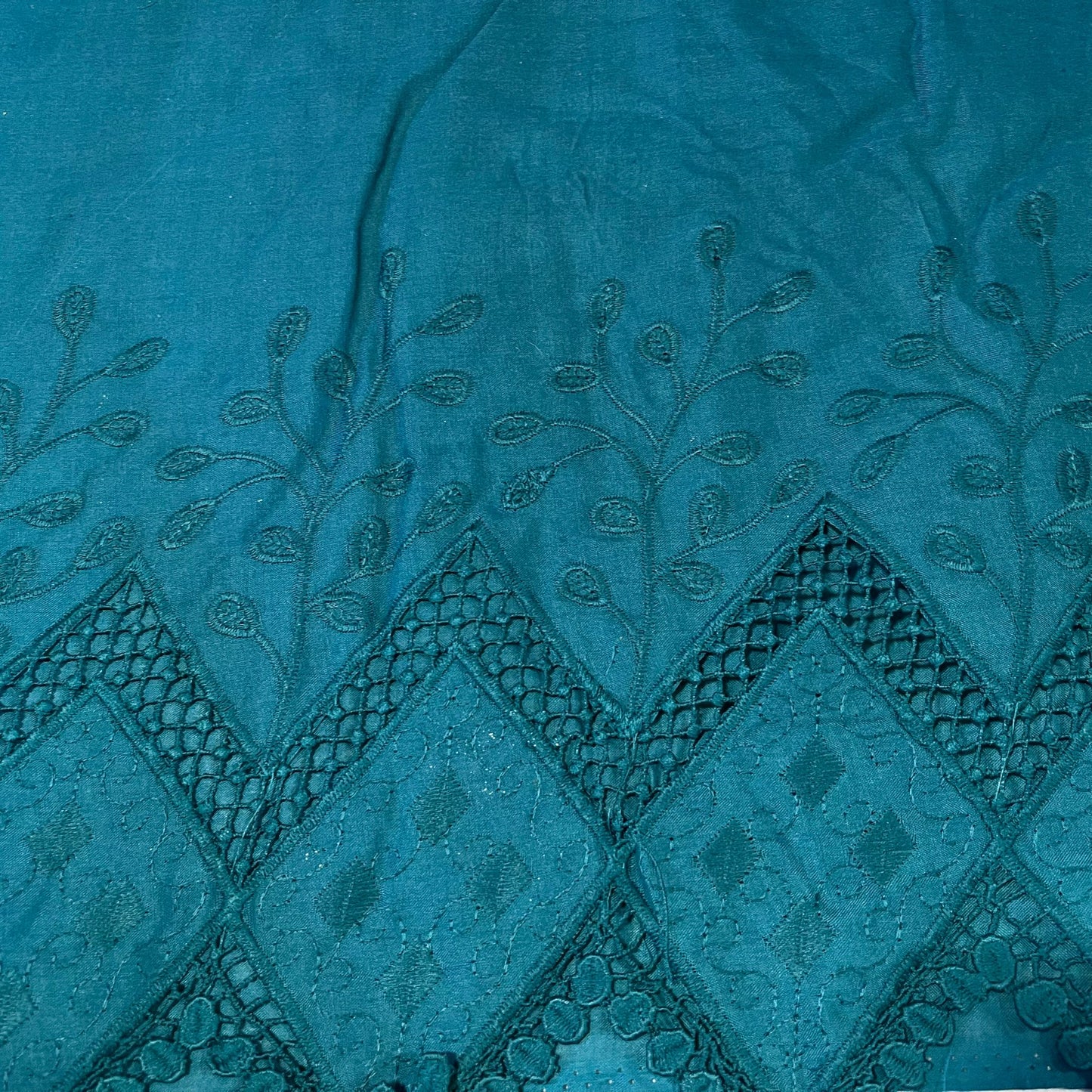 Cotton Floral Embroidery Fabric Lace Broderie Anglaise Dress Craft Material 44" By the Meter