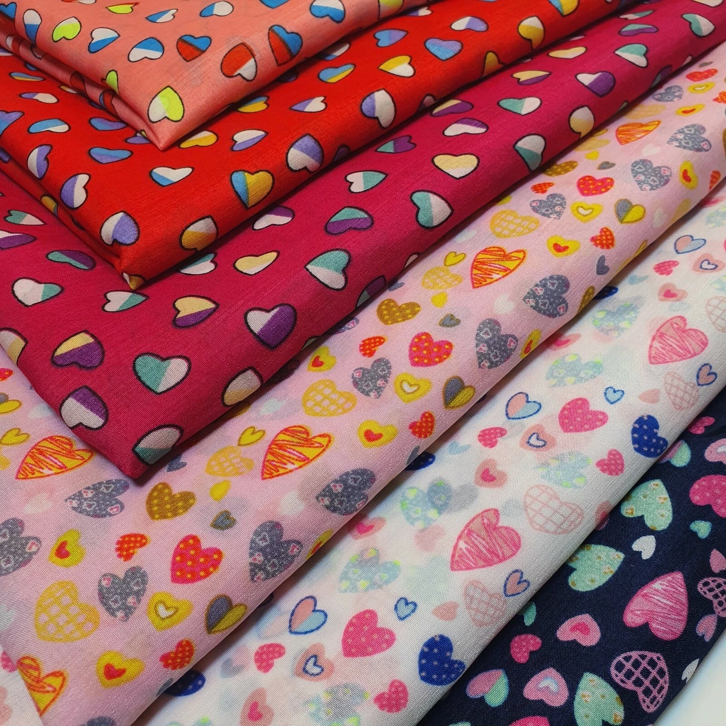Fuchsia Tiny Hearts & Dots Print Crepe Fabric 58" Wide Dressmaking Draping Craft Material Per Meter