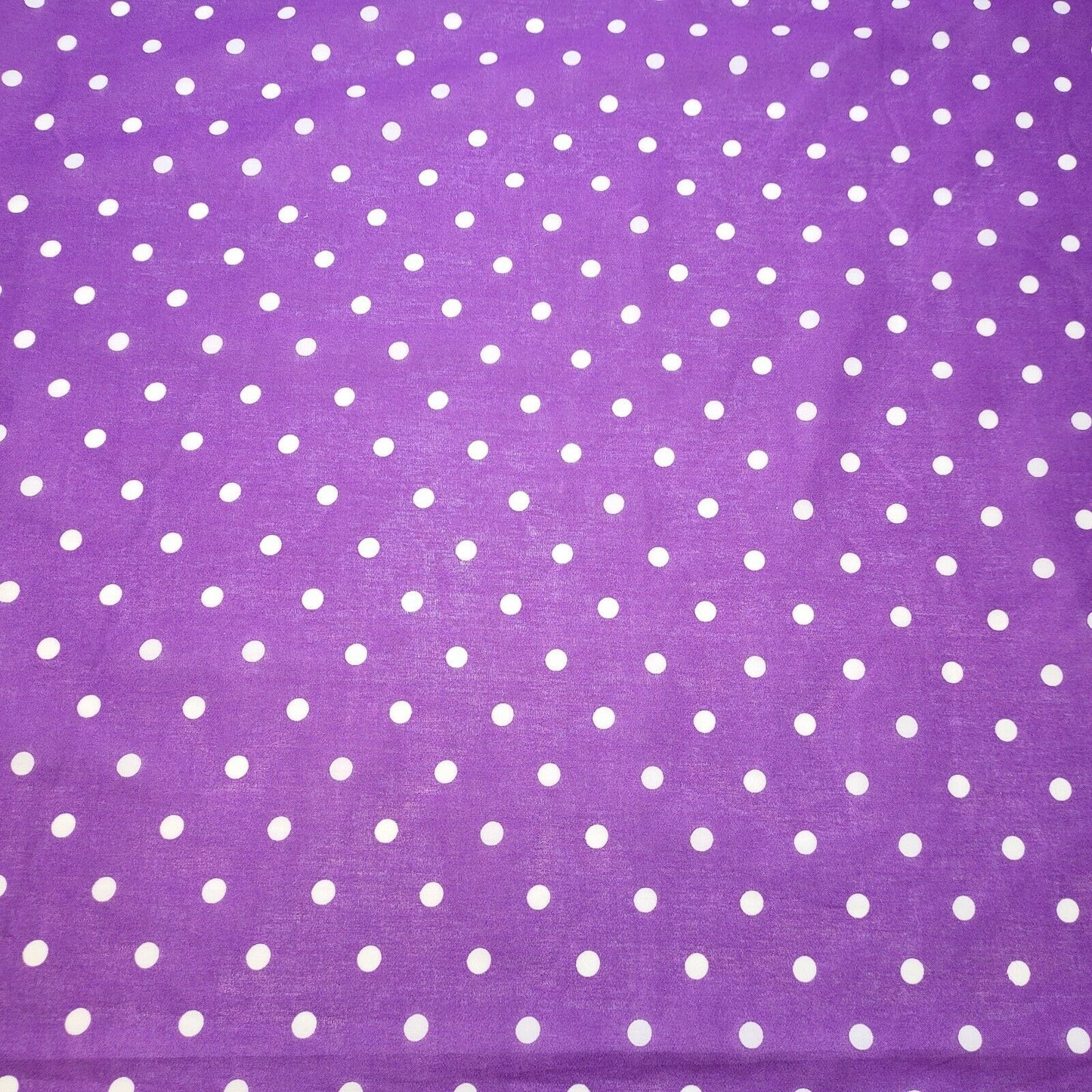 Lila Erbsennadel, gepunkteter Polka Dot-Stoff aus Polycotton, Steppmaterial für Kleider, 111,8 cm