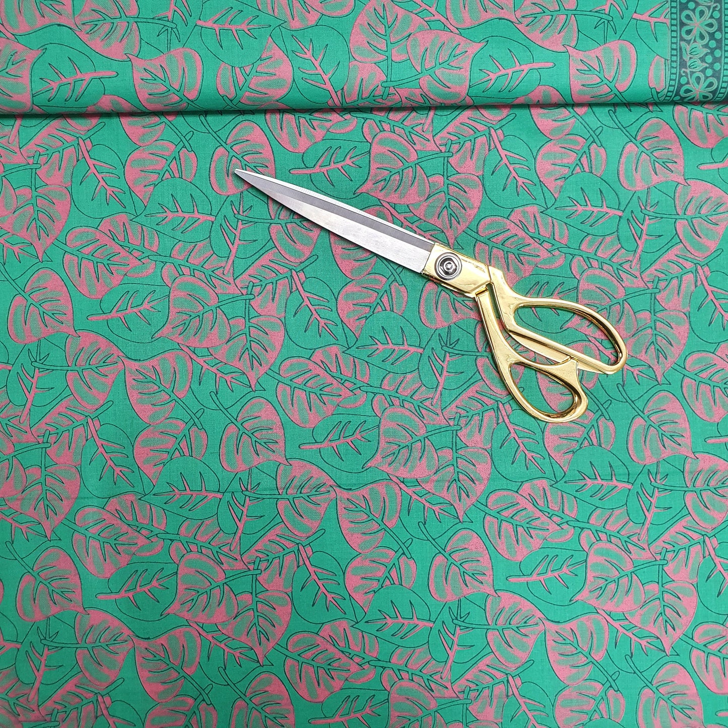 Textile Station Design 15 44" breiter reiner 100 % weicher Baumwollstoff mit indischem Druck zum Schneidern und Basteln