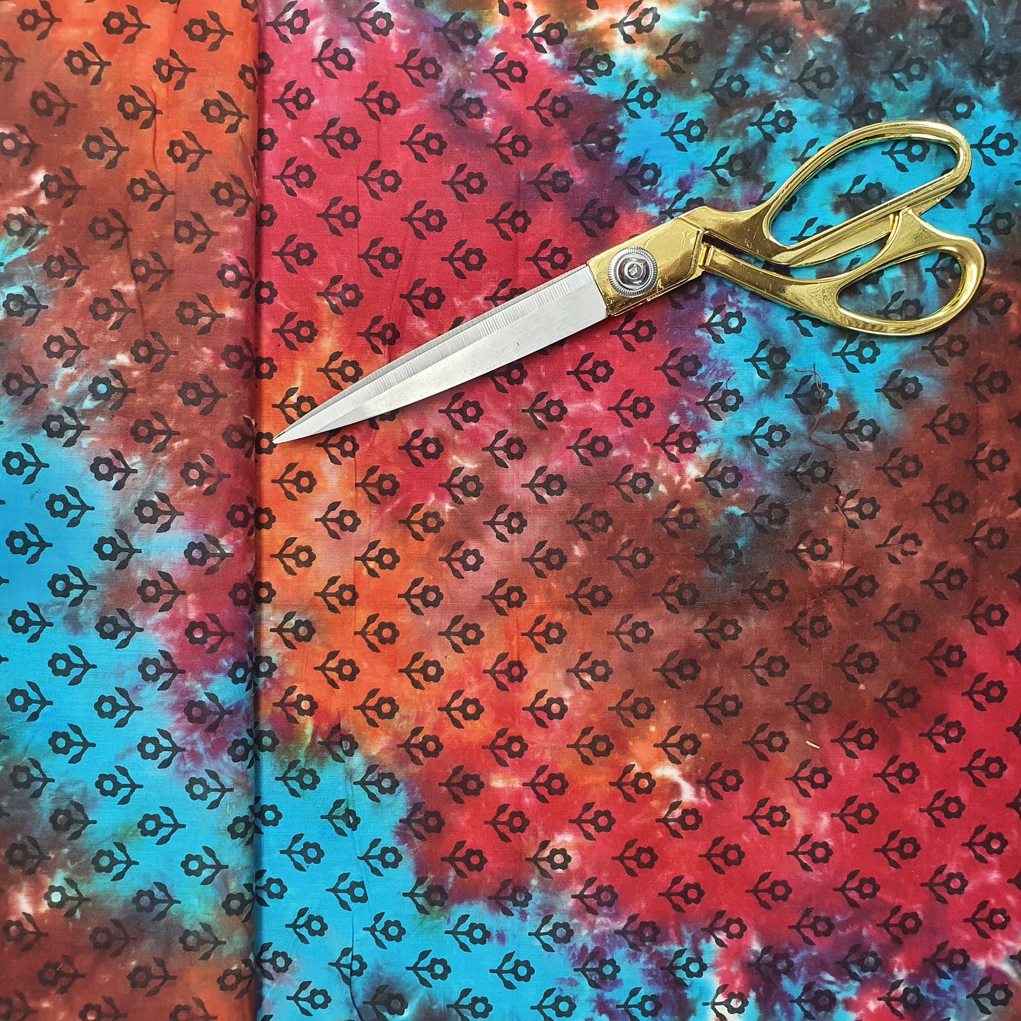 Textile Station Design – 83 – 111,8 cm breit, 100 % weicher Baumwollstoff mit indischem Druck, zum Nähen und Basteln