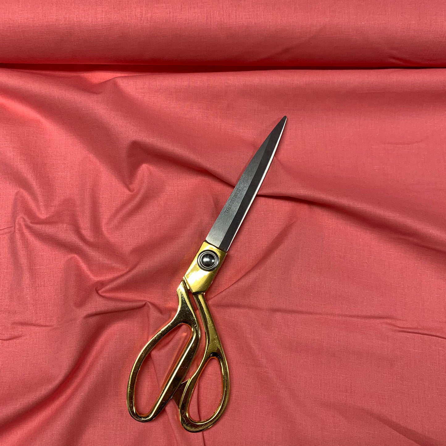 Hochwertiger, einfarbiger Stoff aus 100 % Baumwolle, 111,8 cm, Meterware, Koralle