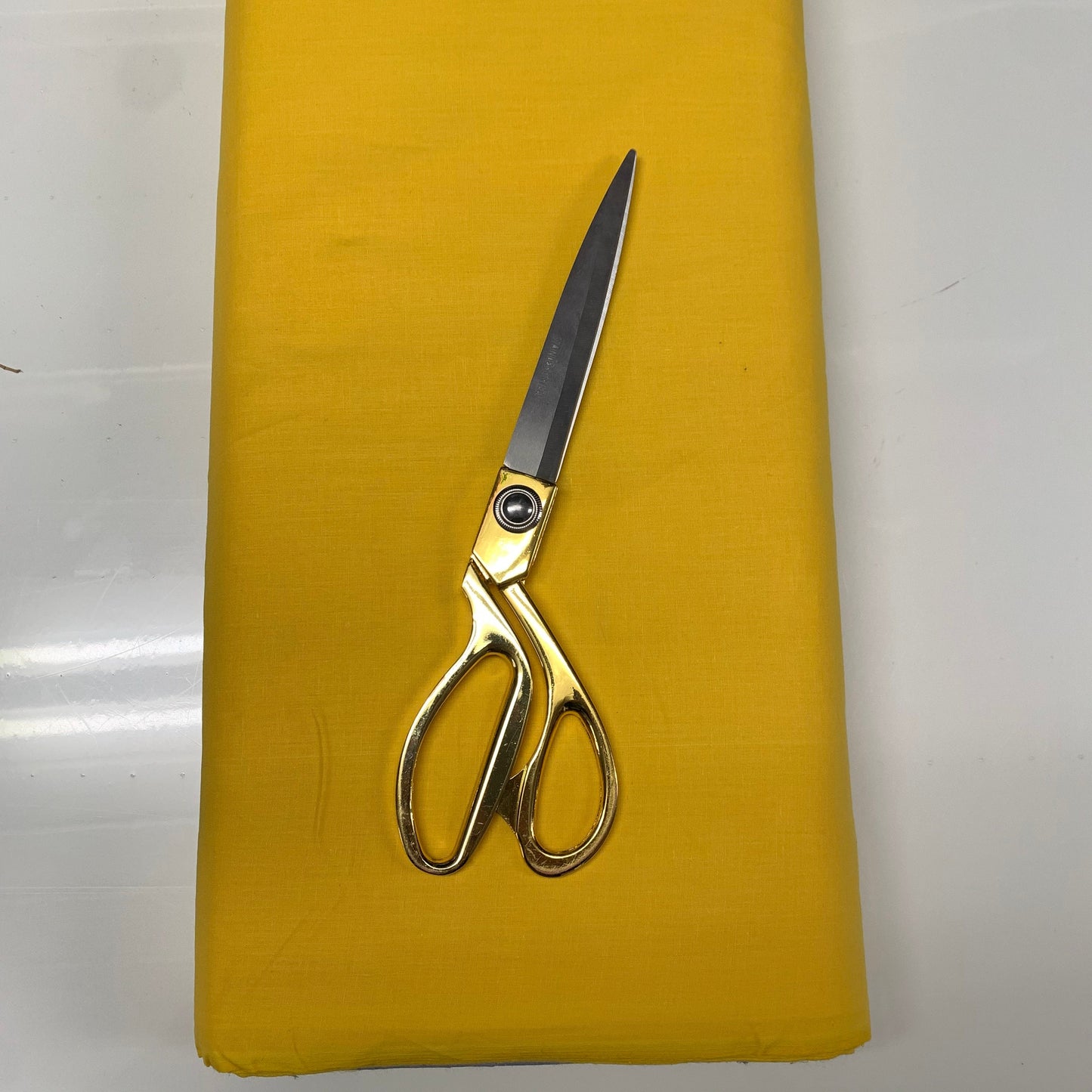 Hochwertiger, unifarbener Stoff aus 100 % Baumwolle, 111,8 cm, Meterware, Kanariengelb