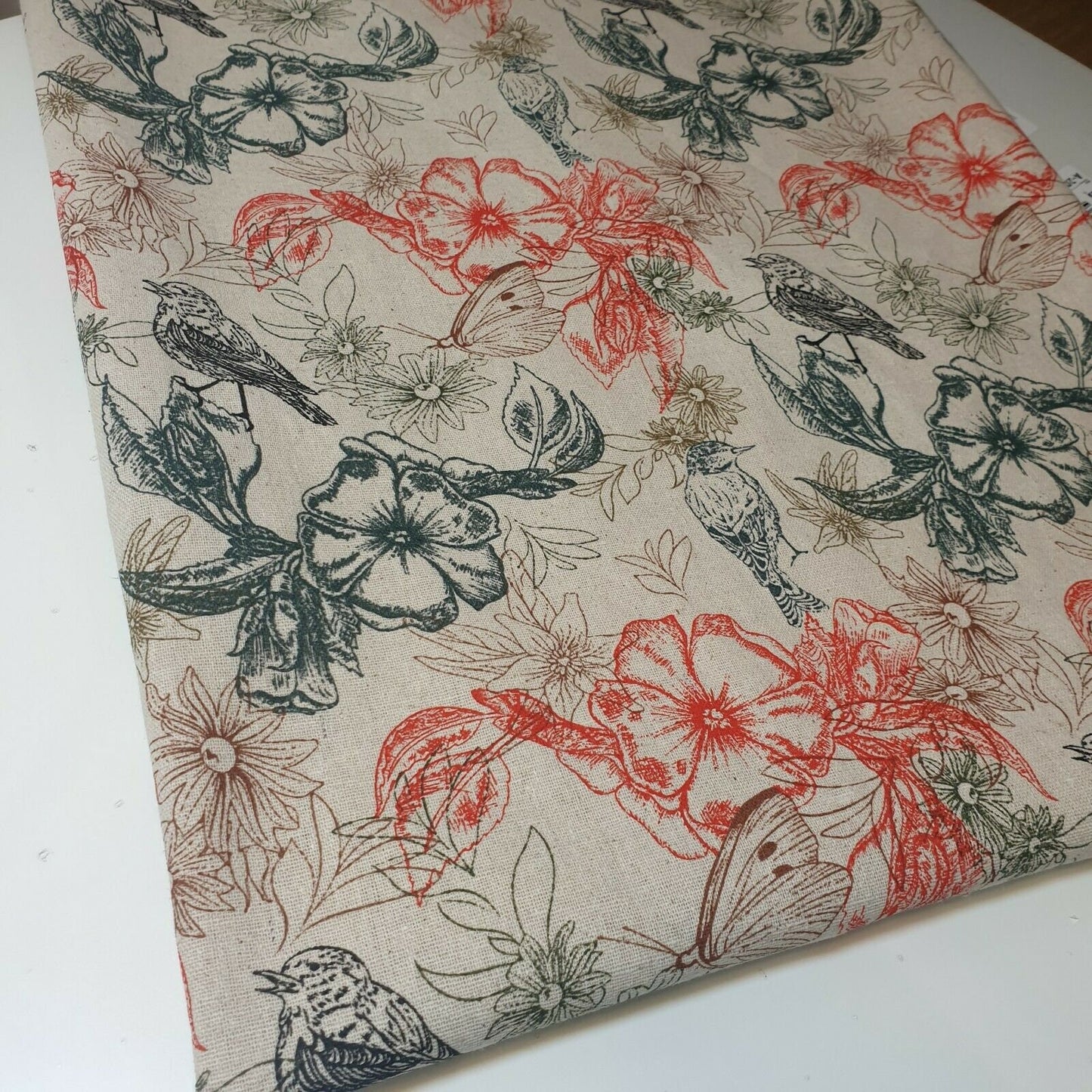 100 % Baumwolle, bedruckter Canvas, Blumen, Regenbogen, Vögel, Bastelstoff, 147,3 cm (Blumen und Vögel)