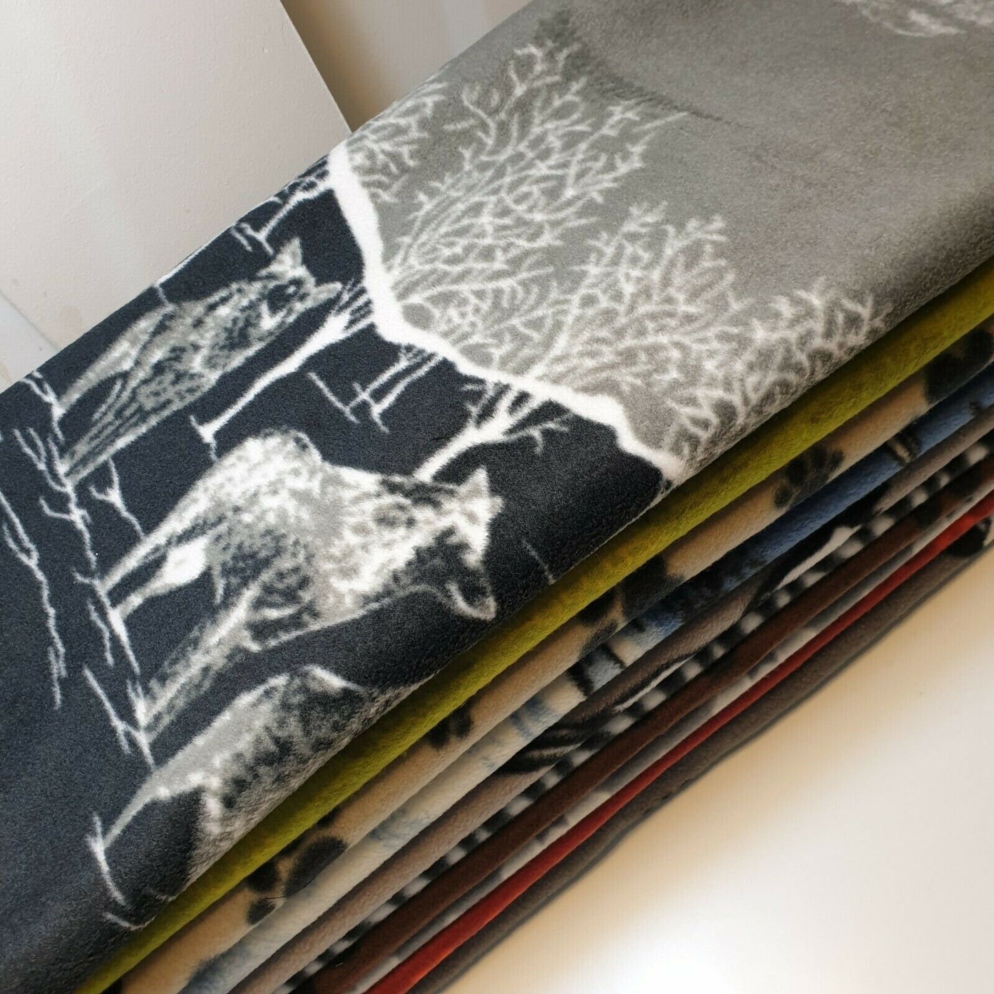 Polarfleece, Anti-Pilling, Tier-, Hunde-, Pferde-, Wolf-Druck, weicher, warmer Stoff, 147,3 cm, Meterware (Delfin-Druck)