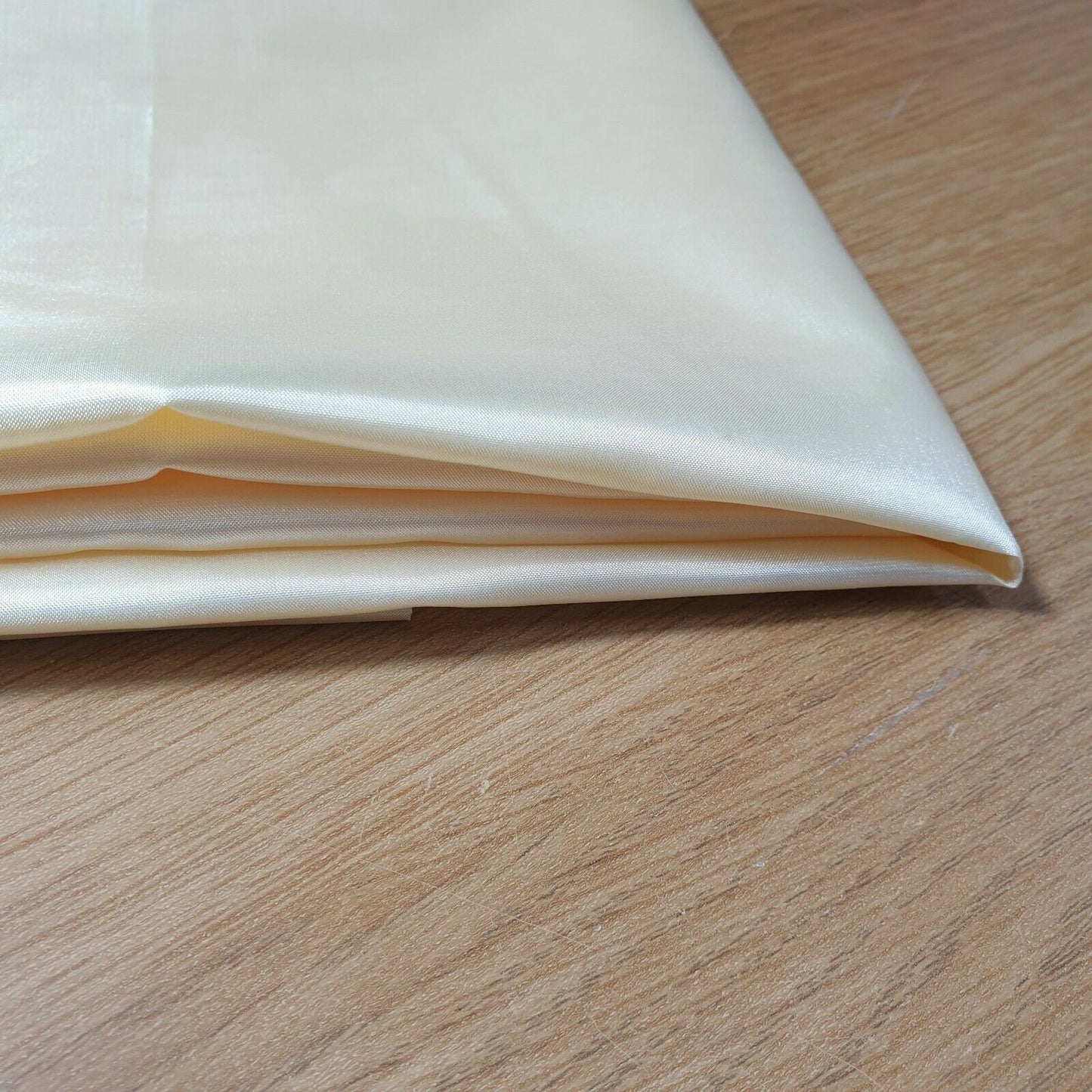 Cream Habotai Polyester Silk Lining Fabric 150cm Wide Soft Lightweight Dress Lining Material by the Metre