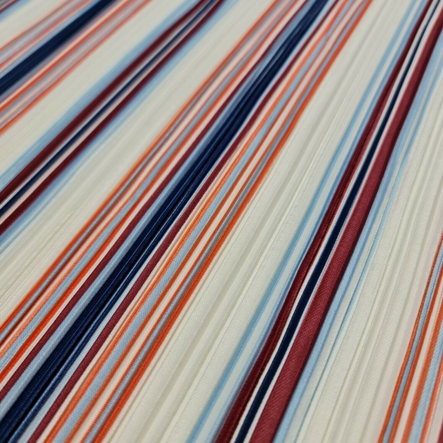 Plissee-Jerseystoff mit Vintage-Streifen und gemischten Balkenlinien, bedruckt, 58" (Design 2)