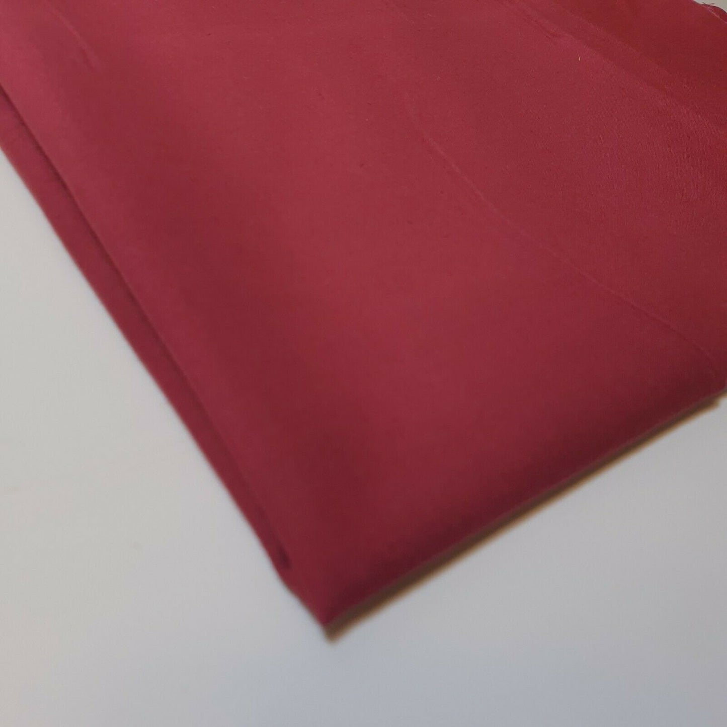 Maroon Plain Egyptian 100% Cotton Cambric Fabric – 44” Wide – Soft Dress, Lining, Quilting & Craft Material (By the Meter)