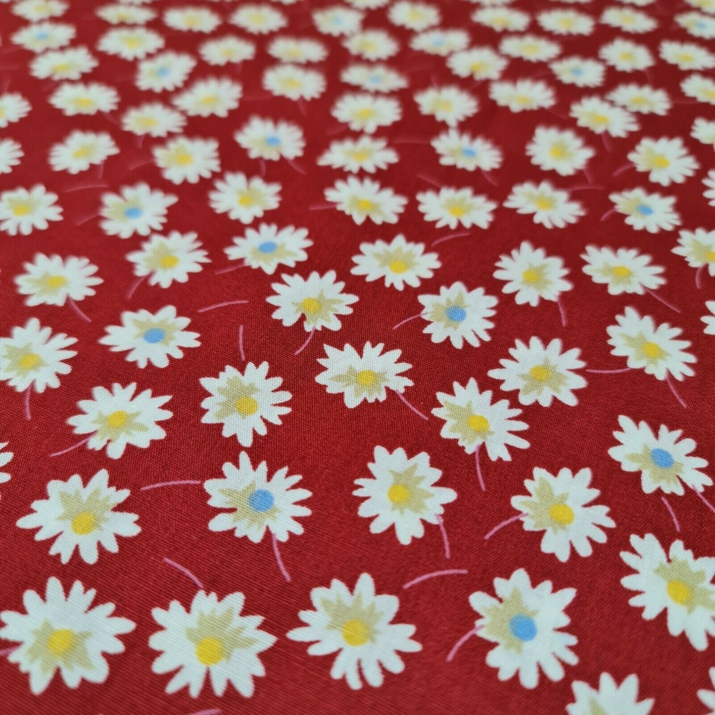 Red 100% Cotton Poplin Daisy Flower Fabric Dress Craft Quilting Costume Material 58" By The Meter