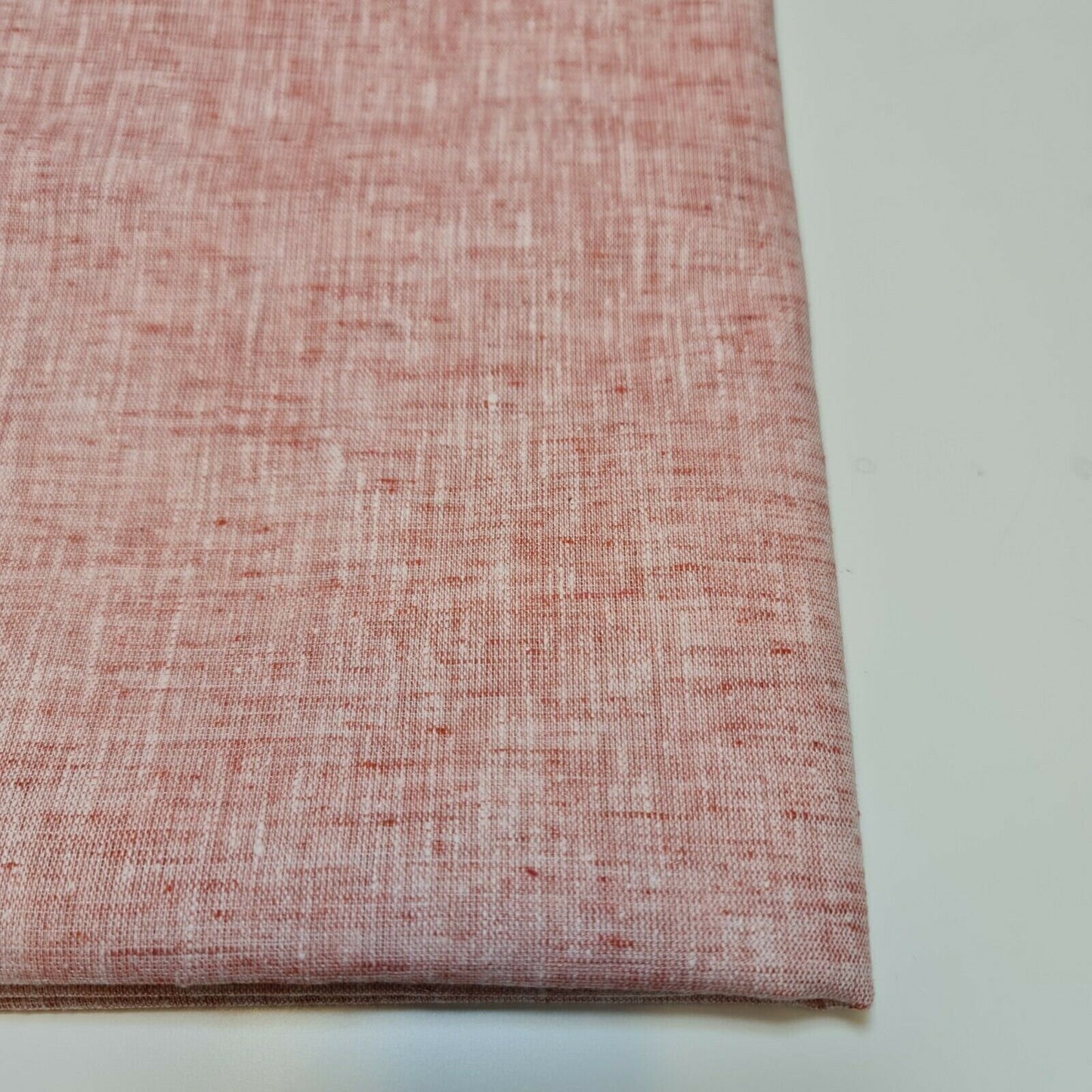 Weicher, einfarbiger Khadi-Vorhangstoff in Melange-Leinenoptik, 112 cm (Lachsschuss)