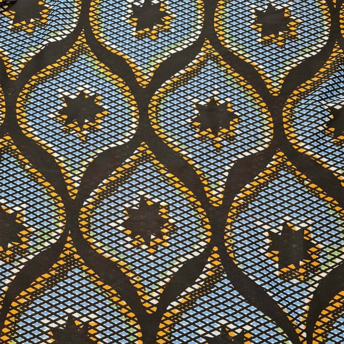 Weicher Viskosestoff für den Sommer, schwarzes Blattmuster, Kleiderstoff, 147,3 cm, Meterware