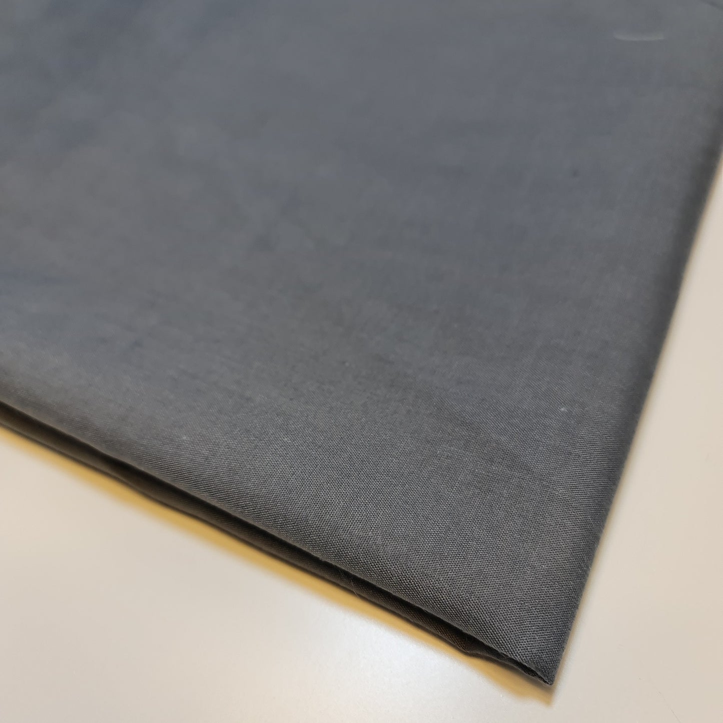 Unifarbener Polycotton-Stoff, Planenstoff, Kleider- und Bastelmaterial, 50 Farben, 112 cm (Dunkelgrau)