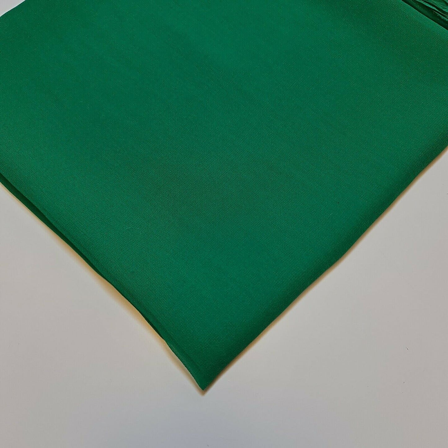 100 % Polyester, Mooskrepp-Chiffon, durchsichtig, mit Dekor, für drapierte Kleider, 111,8 cm (Flaschengrün)