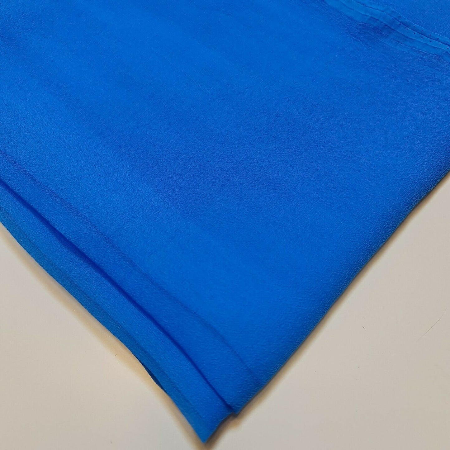 100 % Polyester, Mooskrepp-Chiffon, durchsichtig, mit Dekor, für drapierte Kleider, 111,8 cm (Eisvogel)