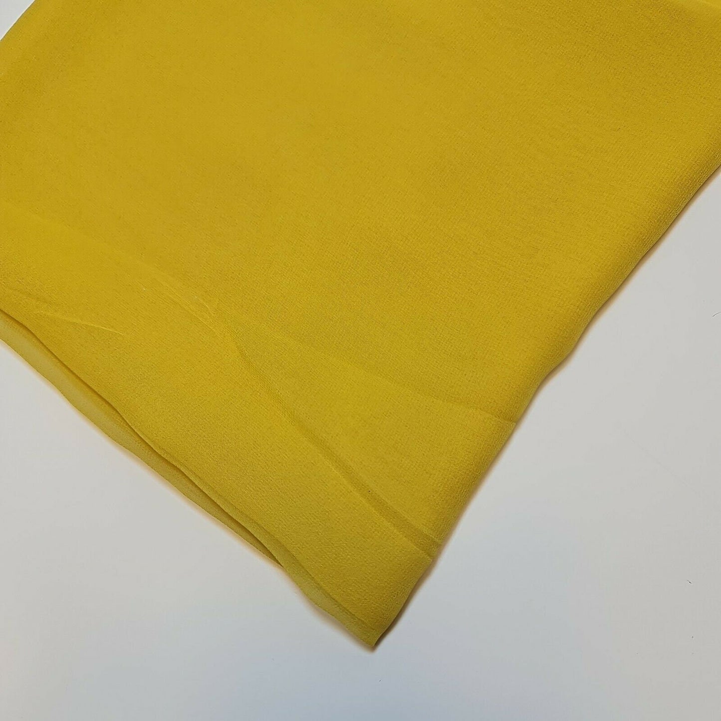 100 % Polyester, Mooskrepp-Chiffon, durchsichtig, mit Dekor, für drapierte Kleider, 111,8 cm (Senfgelb)