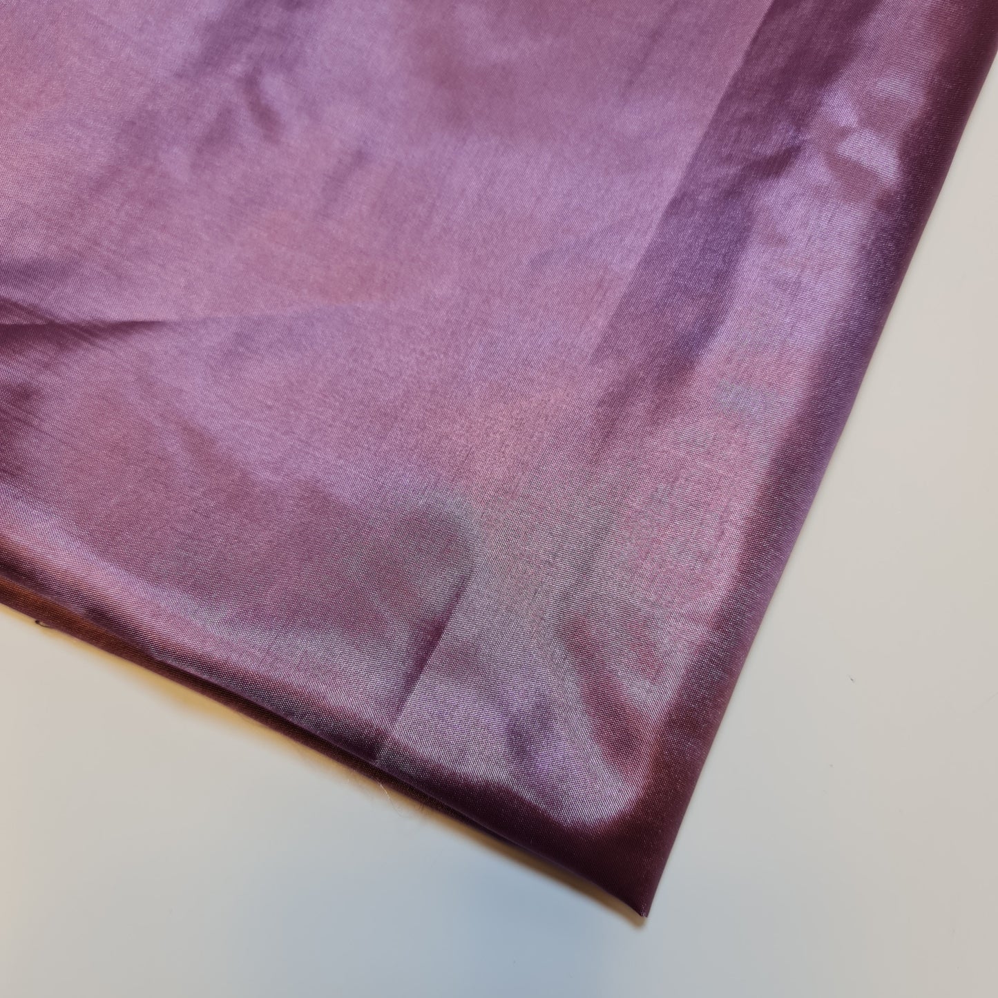 Mauve Habotai Polyester Silk Lining Fabric 150cm Wide Soft Lightweight Dress Lining Material by the Metre