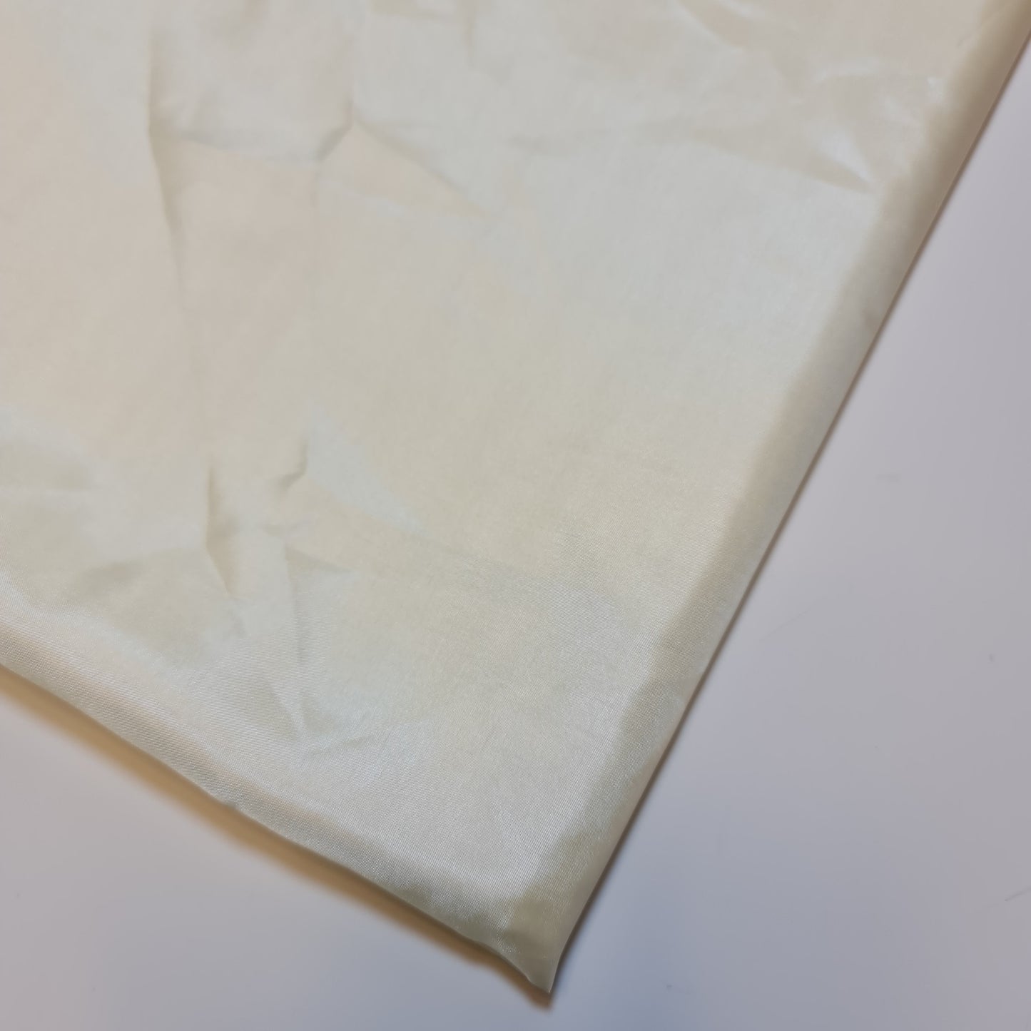 Lemon Habotai Polyester Silk Lining Fabric 150cm Wide Soft Lightweight Dress Lining Material by the Metre