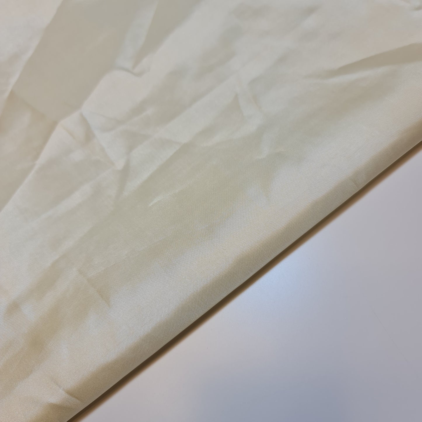 Lemon Habotai Polyester Silk Lining Fabric 150cm Wide Soft Lightweight Dress Lining Material by the Metre
