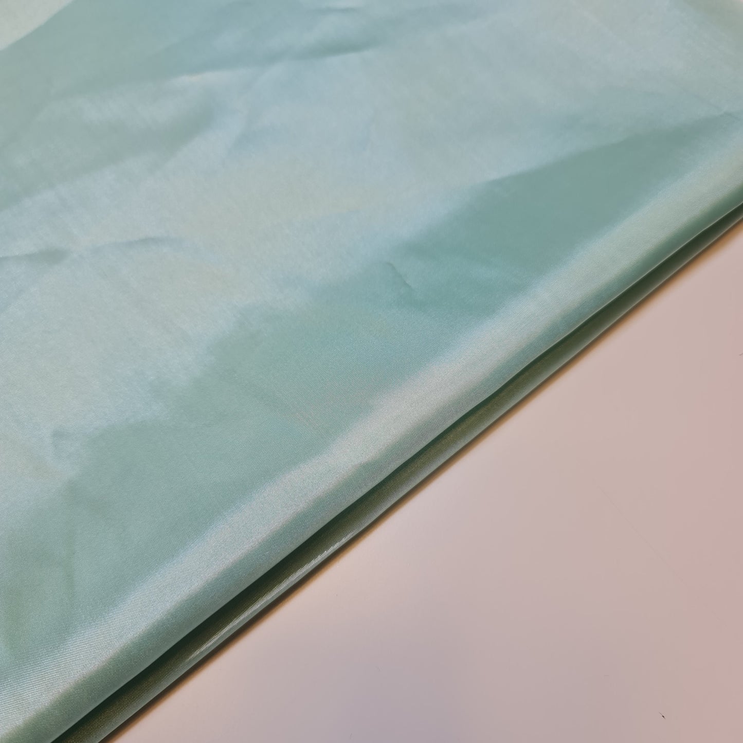 Mint Habotai Polyester Silk Lining Fabric 150cm Wide Soft Lightweight Dress Lining Material by the Metre