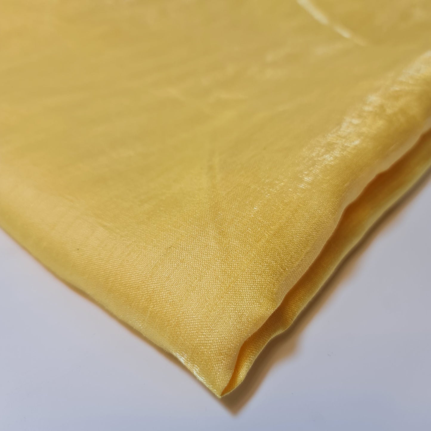 Einfarbiger Poly-Imitat-Dupion-Rohseiden-Patchworkstoff mit Satin-Finish, 111,8 cm (Kanariengelb)
