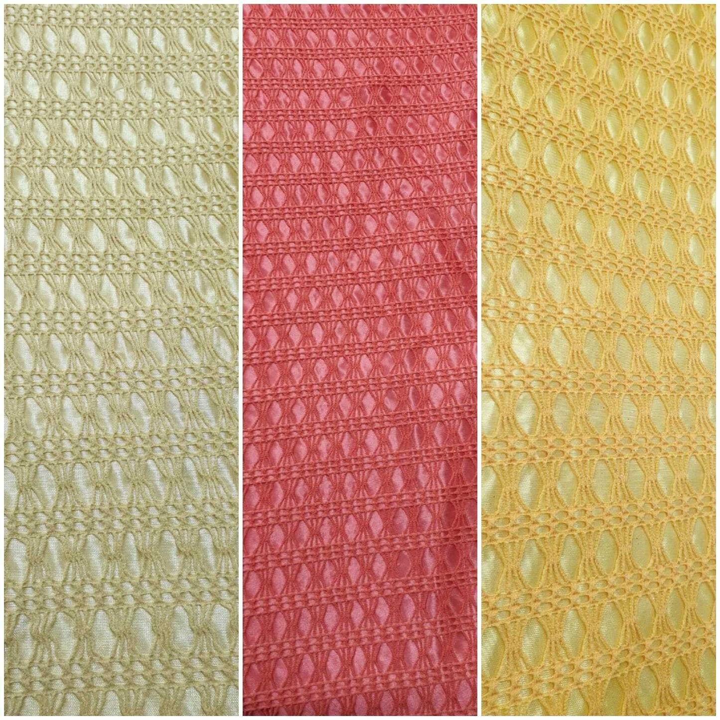 Spitzennetz mit floralem Webdesign, Rückseite aus Seidensatin, einseitig dehnbar, 150 cm breit (Korallenpfirsich)