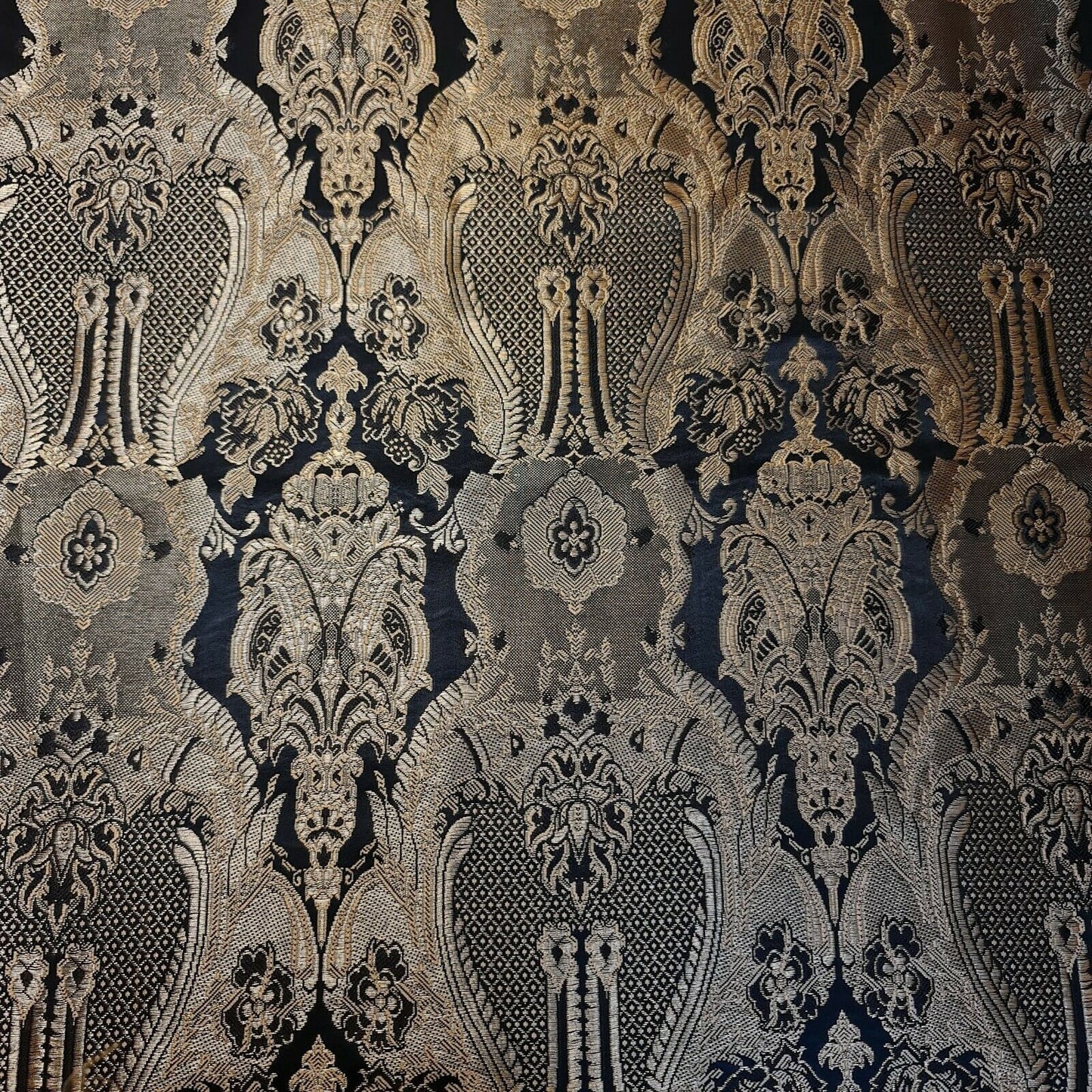 Ornamentaler Damast, hochwertiger, goldmetallischer indischer Banarasi-Brokatstoff, 111,8 cm (44 Zoll) Meter (SCHWARZ)