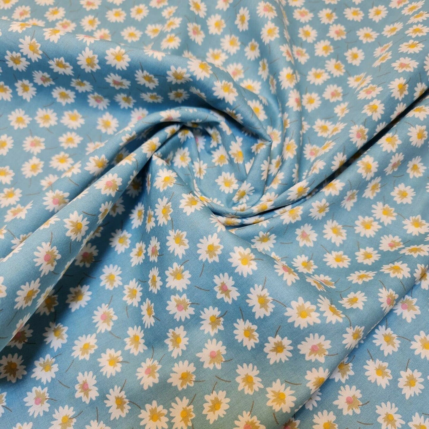 100% Cotton Poplin Material Soft Daisy Daisy Flower Print Fabric Dress Craft Quilting Fabric 58" By Meter