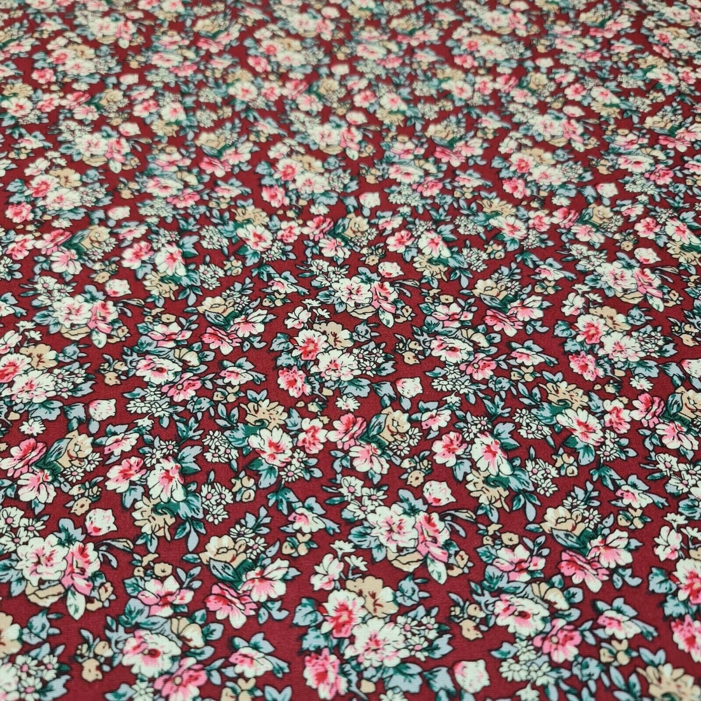 Wild Floral 100% Cotton Poplin Daisy Flower Print Fabric Dress Craft Quitling Material 58" By Meter
