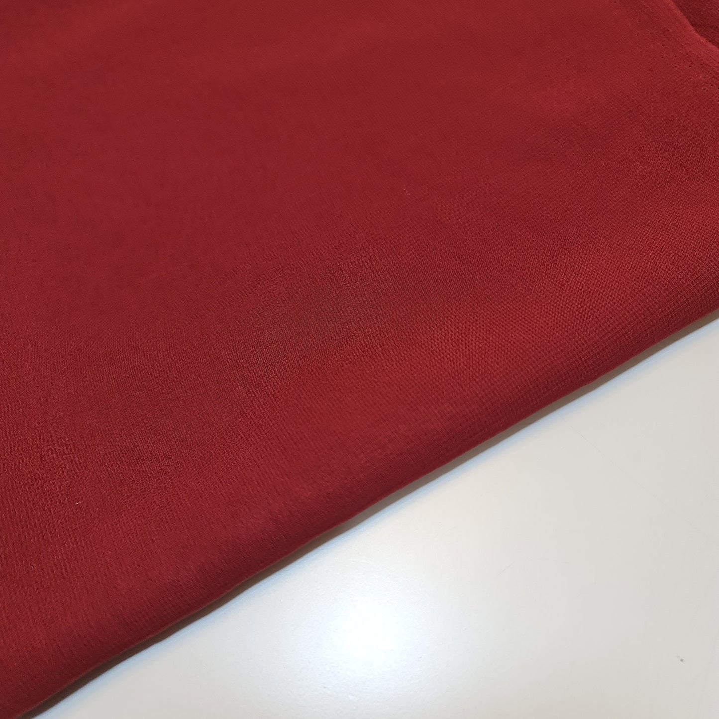 Chiffon-Stoff, durchsichtig, schlicht, weich, Polyester, Bastelmaterial für Hochzeitsbögen, Kleider, 111,8 cm (dunkelrot)