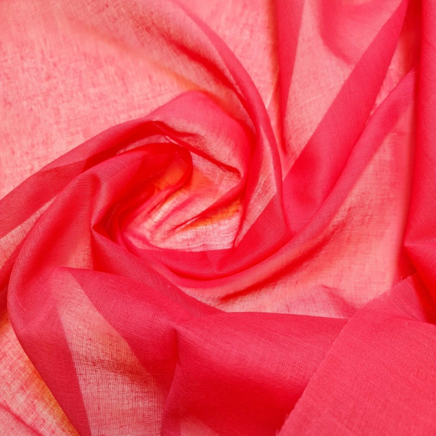 Plain Muslin 100% Cotton Fabric – 44” Wide – Lightweight Wedding Arch & Craft Material (By the Meter)