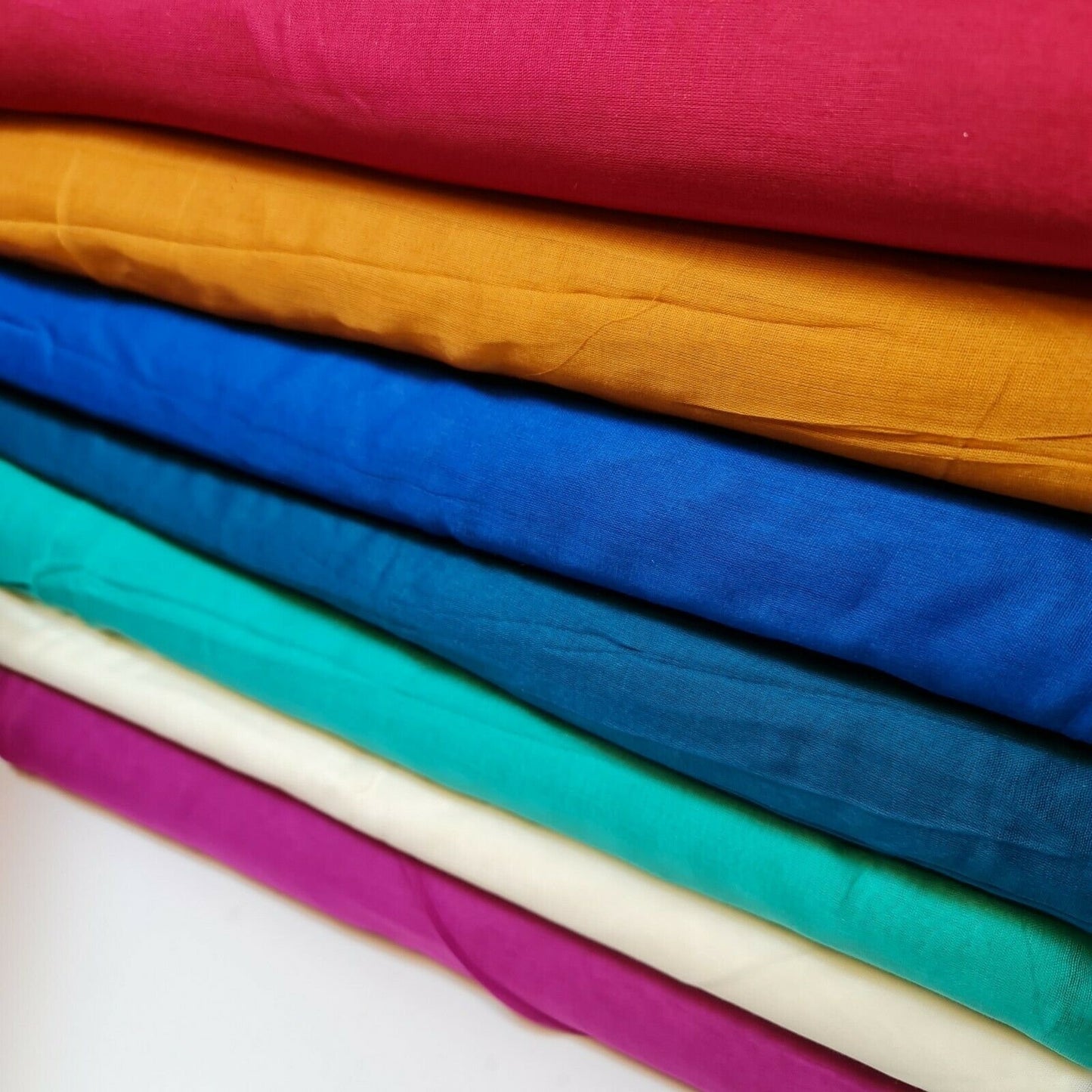 Plain Muslin 100% Cotton Fabric – 44” Wide – Lightweight Wedding Arch & Craft Material (By the Meter)