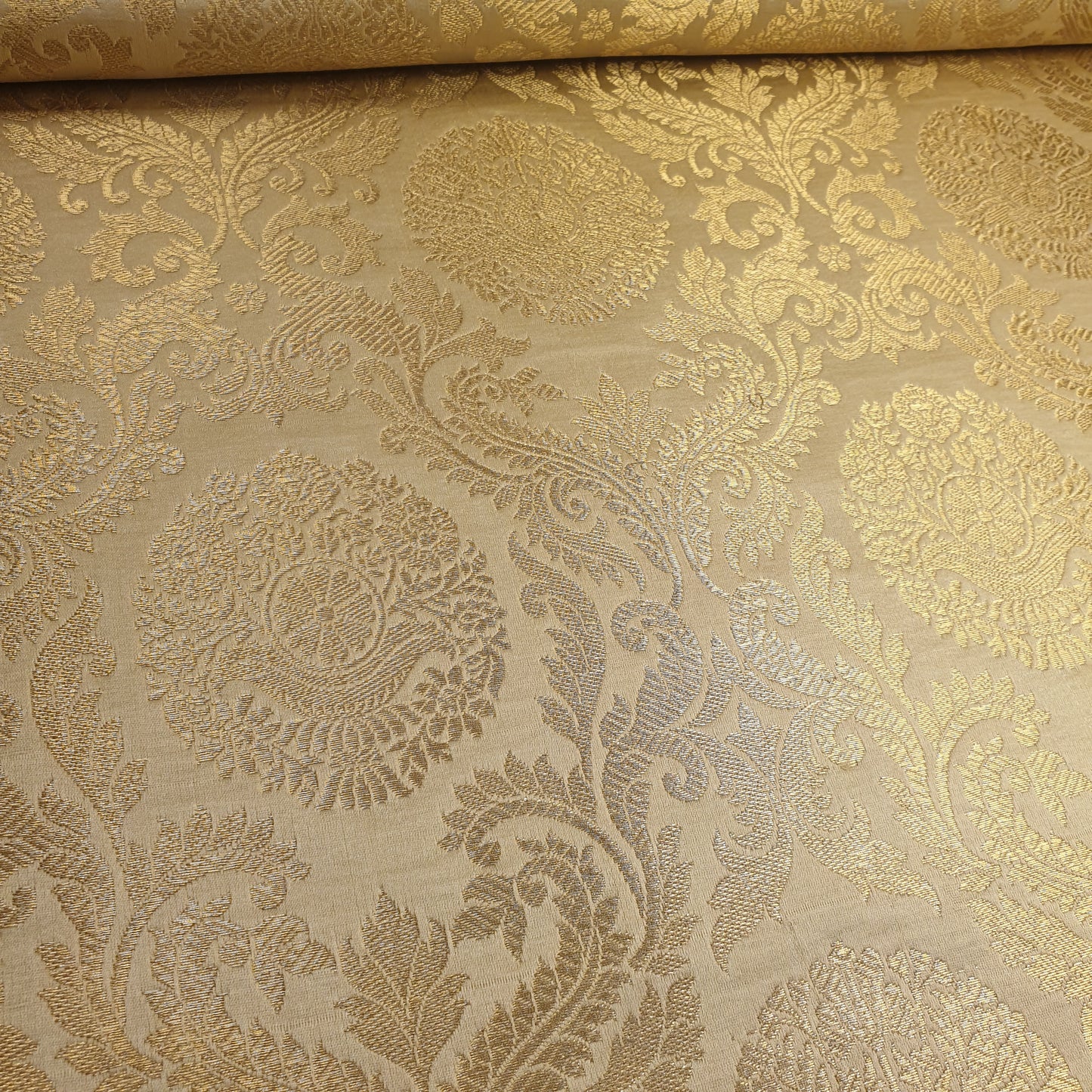Ornamentaler Paisley Gold Metallic Druck Indischer Banarasi Brokat Stoff Meterware