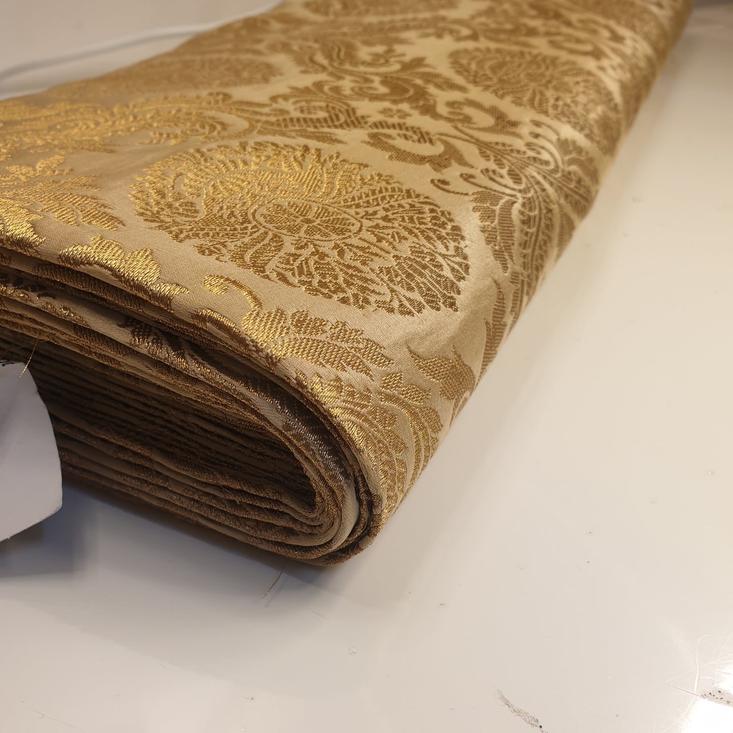 Ornamentaler Paisley Gold Metallic Druck Indischer Banarasi Brokat Stoff Meterware